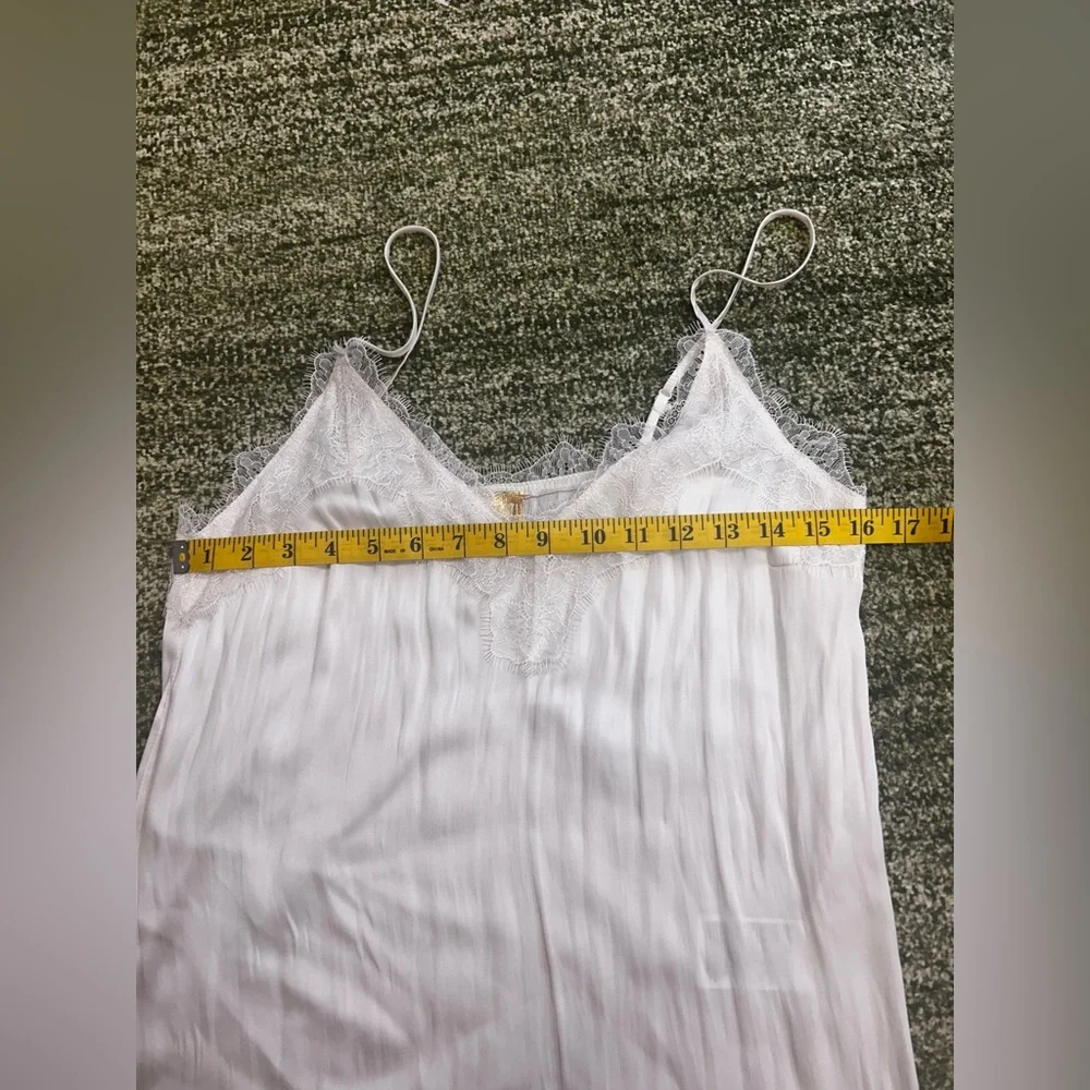 H&M satin tank - Picture 3 of 5